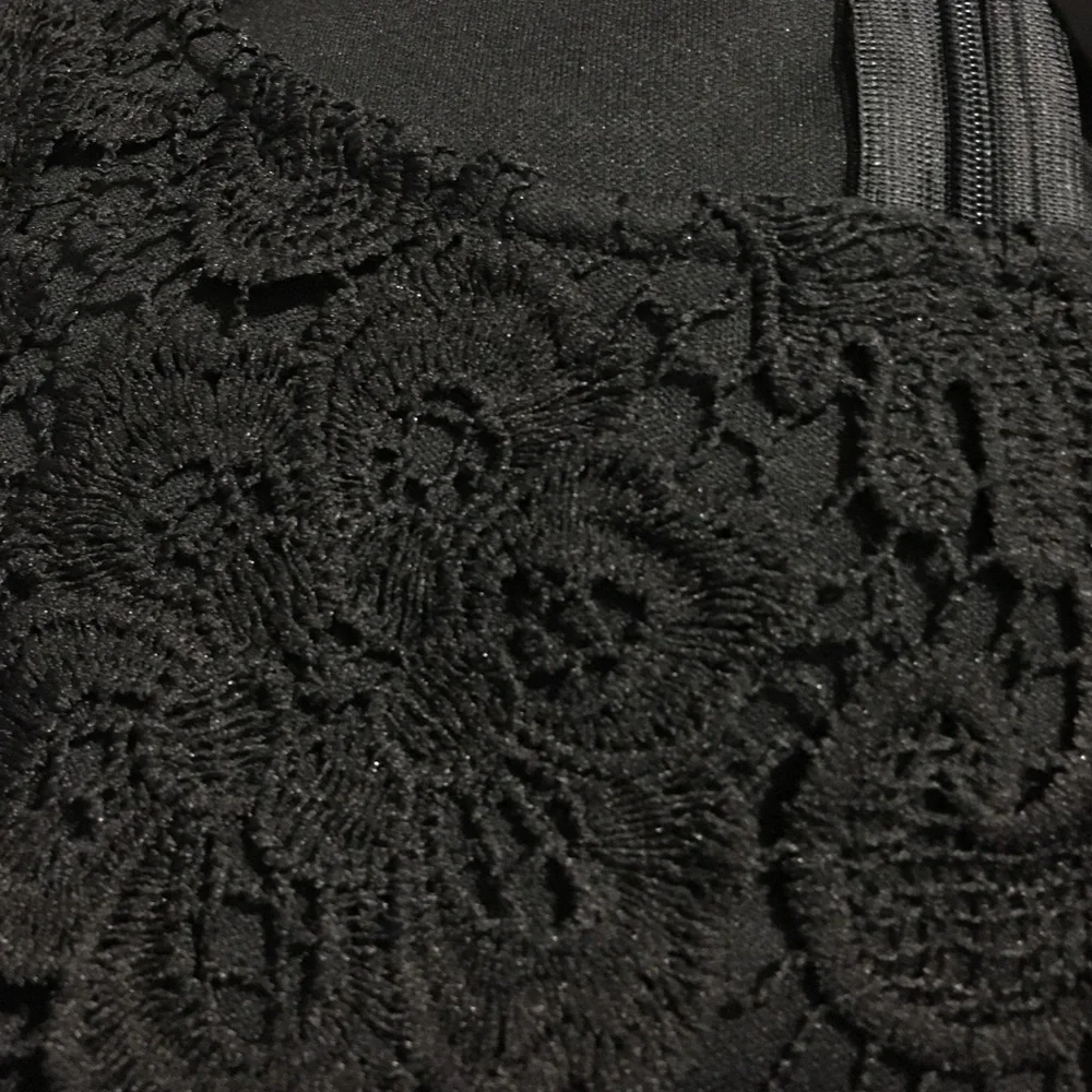 Sabine Rosalie Lace Dress - Picture 6 of 7